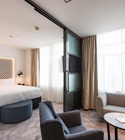 Airedale-Boutique-Suites-Premier-King-Regular