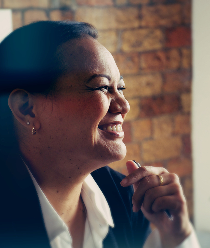 General-Maori-Business-Woman-People-Portrait