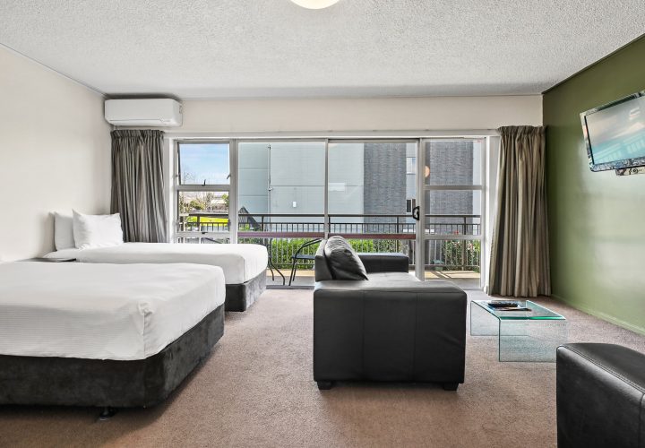 Heartland-Ambassador-Hotel-2-Bedroom-Motel-Room-7-regular