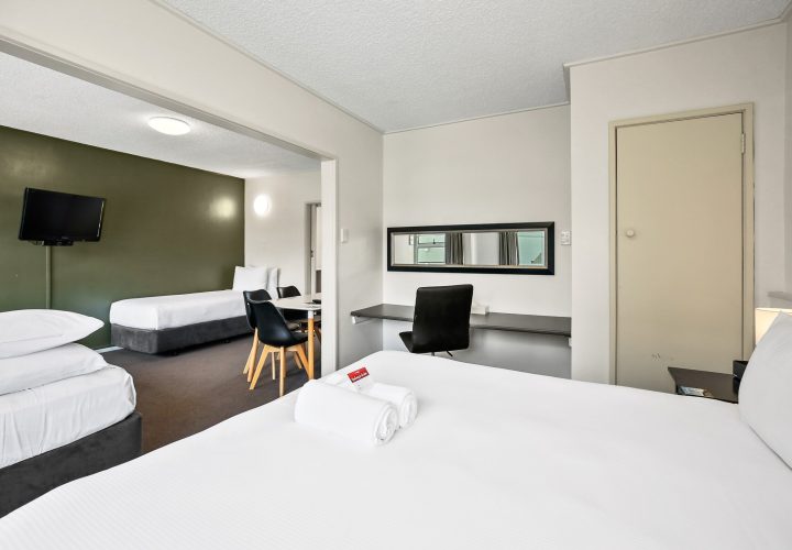 Heartland-Ambassador-Hotel-Studio-Motel-Room-3-regular