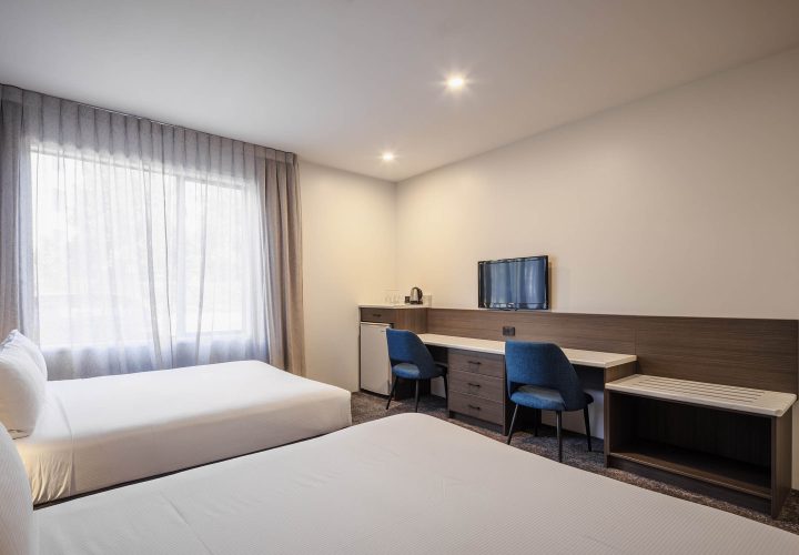 Heartland-Hotel-Auckland-Airport-STQQ-Standard-Queen-Queen-7-regular
