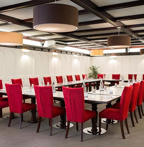 Heartland-Hotel-Cotswold-Meeting-Room-2-Small