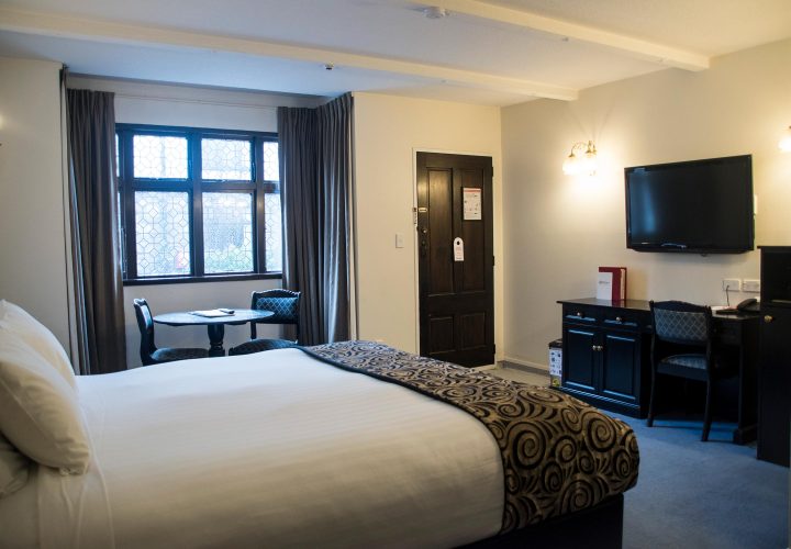 Scenic-Hotel-Cotswold-Standard-Room-2-Regular