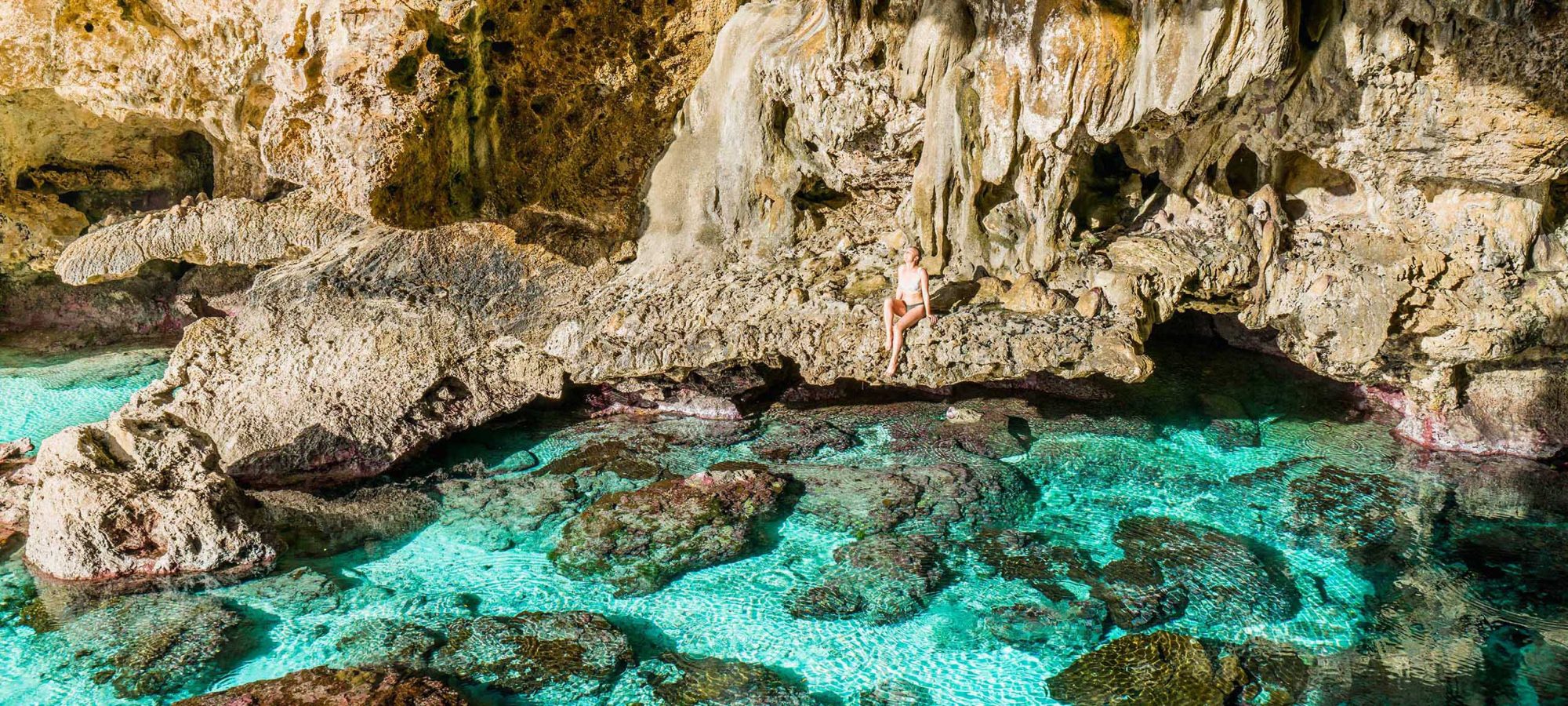 Niue-Island-Avaiki-Cave-Water-People-Banner