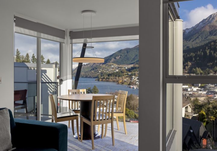 QTS-One-Bedroom-Suite-Lake-View-5