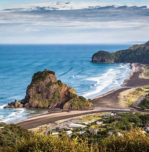 Region-Auckland-Beach-Scenery-View-Small
