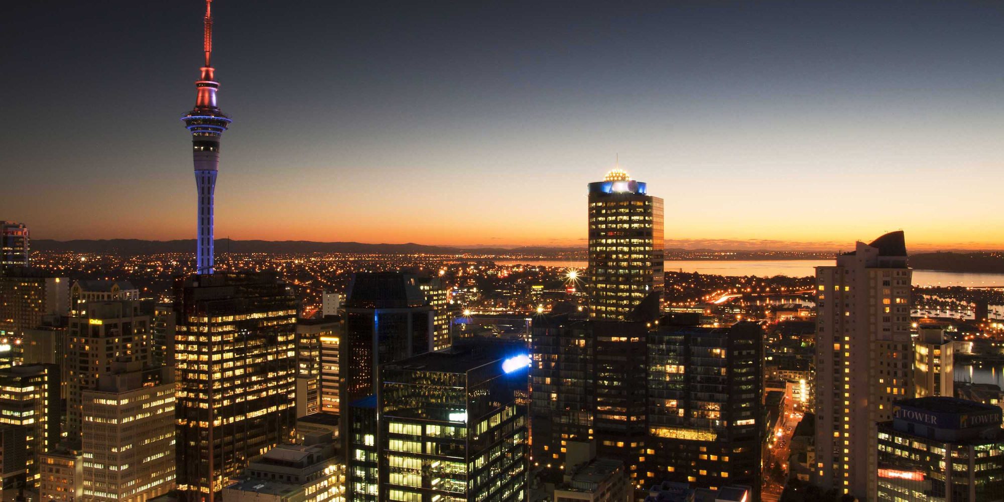 Region-Auckland-City-Sunset-Night-1-Banner
