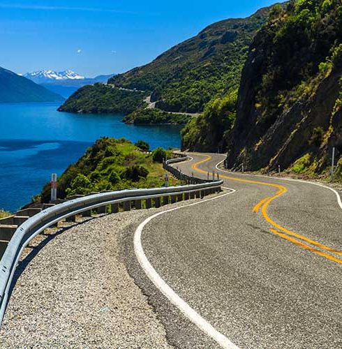Region-Queenstown-Central-Otago-Scenery-View-Road-Mountains-Small