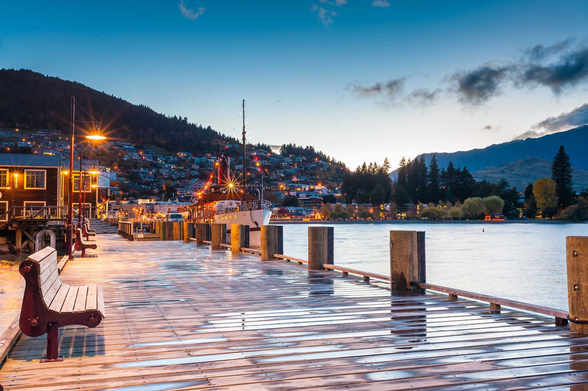 Region-Queenstown-Central-Otago-Town-Lake-Waterfront-Sunset-Lights-Regular