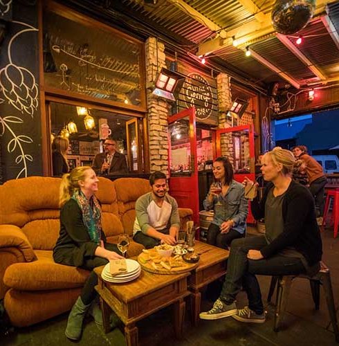 Region-Waikato-Hamilton-Restaurant-Bar-Dining-People-Small