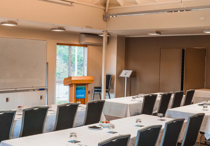 Scenic-Hotel-Bay-of-Islands-Conference-Room
