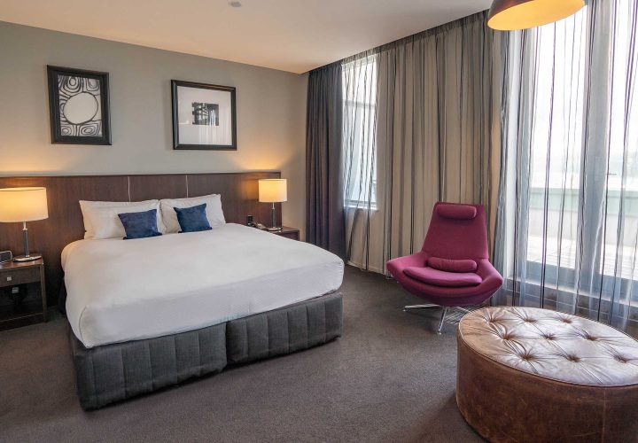 Scenic-Hotel-Dunedin-City-Executive-Room-King-1-Regular