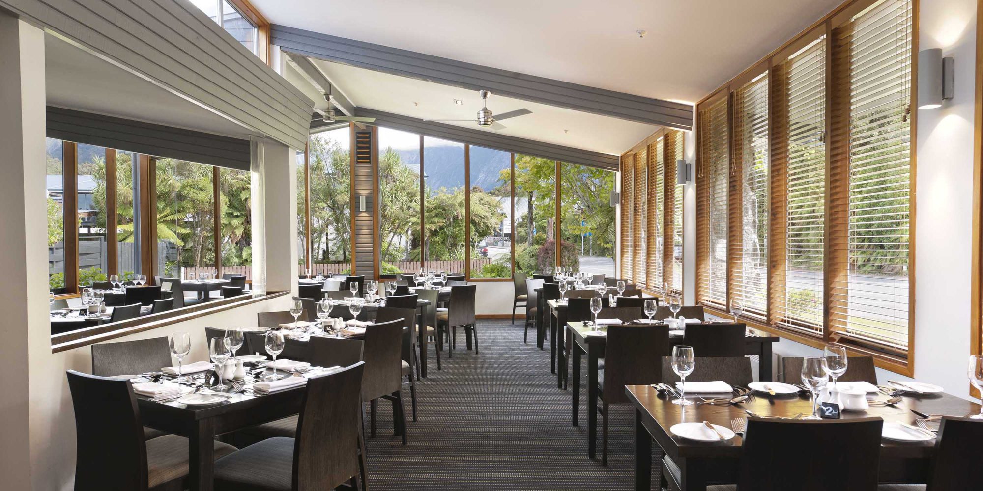 Scenic-Hotel-Franz-Josef-Glacier-Restaurant-Banner