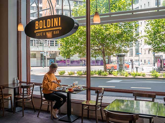 Scenic-Hotel-Southern-Cross-Boldini-Cafe-and-Wine-Bar-Restaurant-Dining-People-Small