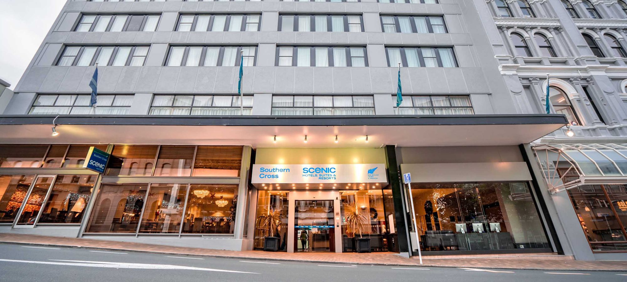 Scenic-Hotel-Southern-Cross-Exterior-Entrance-Banner