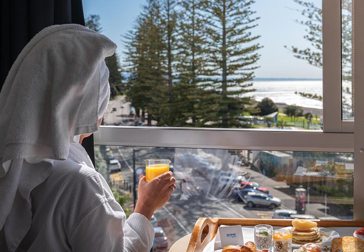 Scenic Hotel Te Pania Breakfast Room View - small
