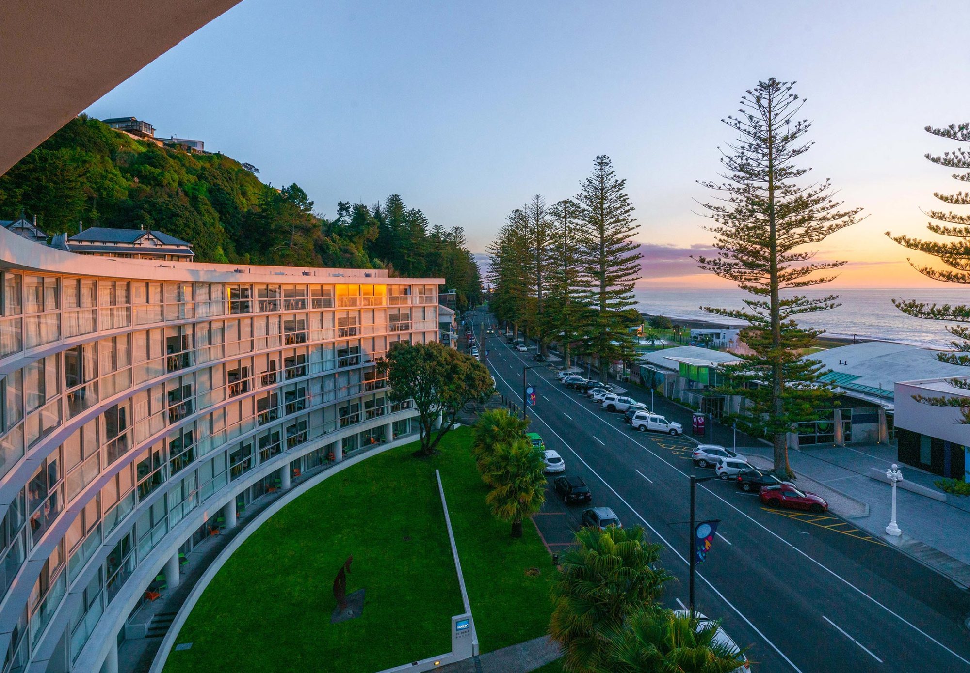 Scenic-Hotel-Te-Pania-Exterior-4-Regular
