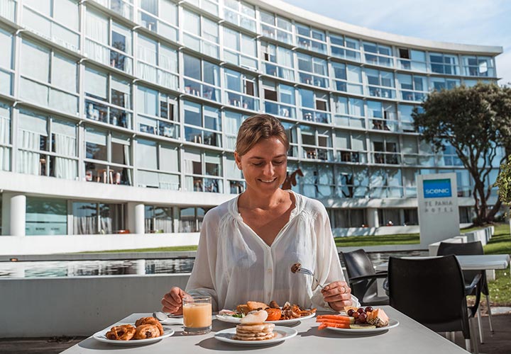 Scenic-Hotel-Te-Pania-Outdoor-Dining-Small