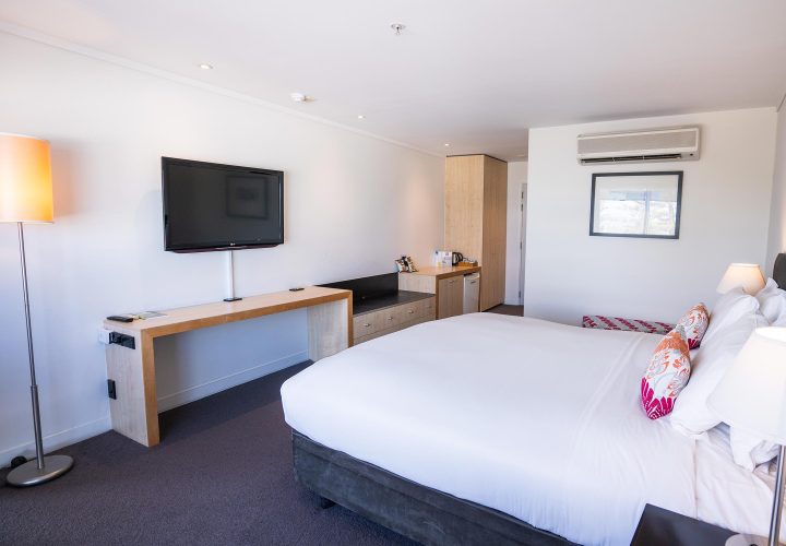 Scenic-Hotel-Te-Pania-Superior-Room-4-Regular