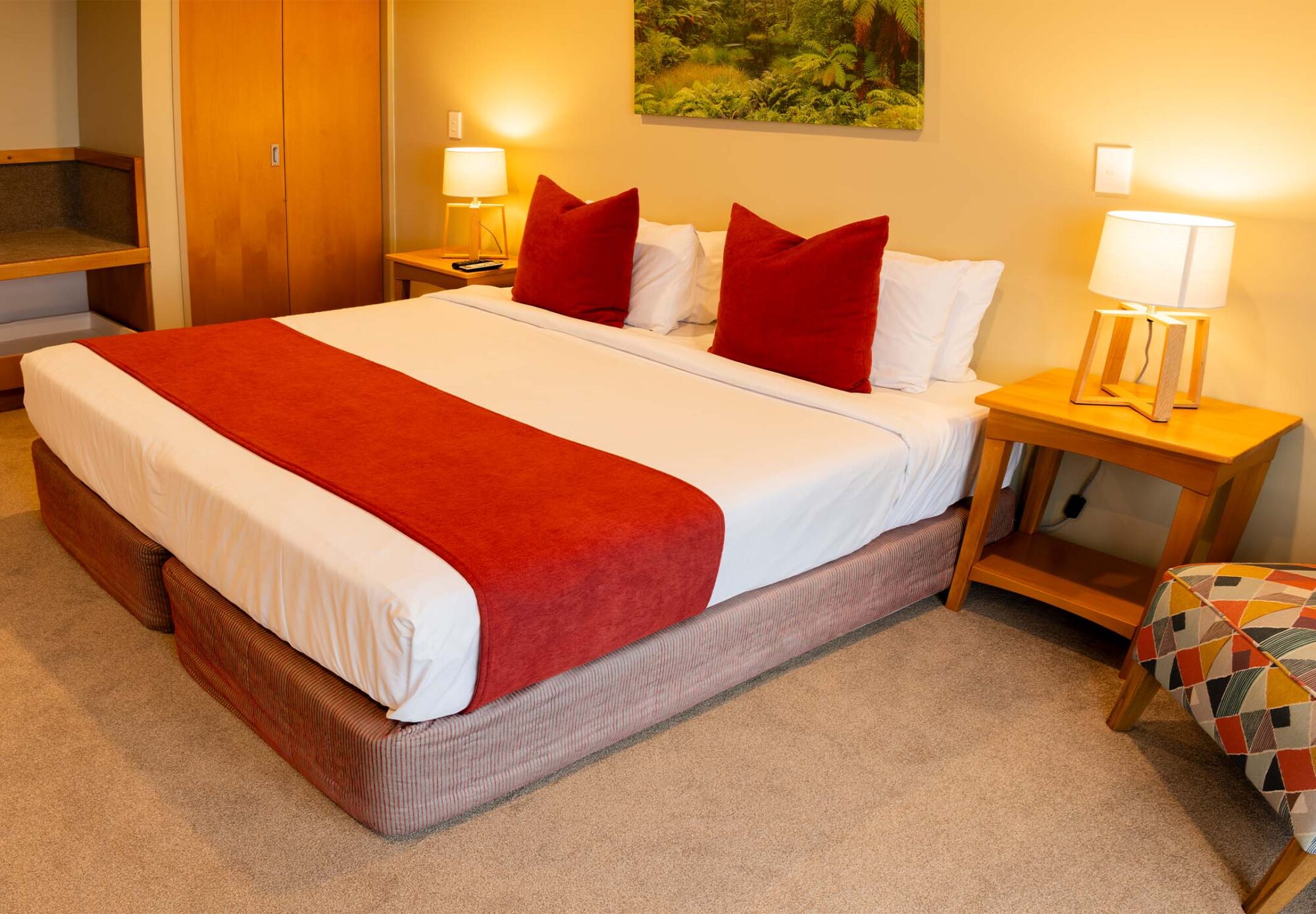 Te Weheka Superior Room - Super King_website_regular