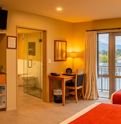 Te Weheka Superior Room Twin_website_small