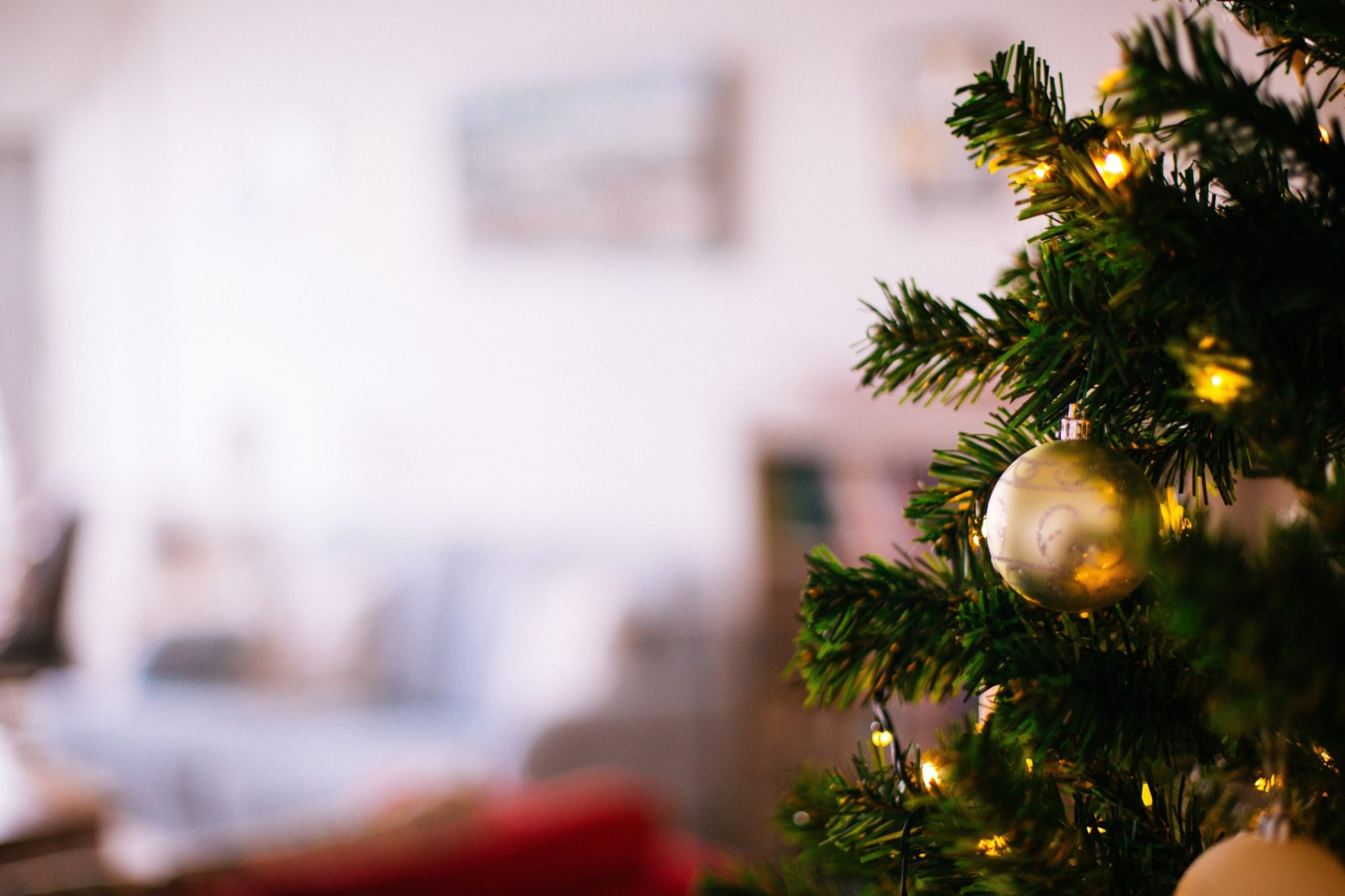 celebration-christmas-balls-christmas-decoration-regular