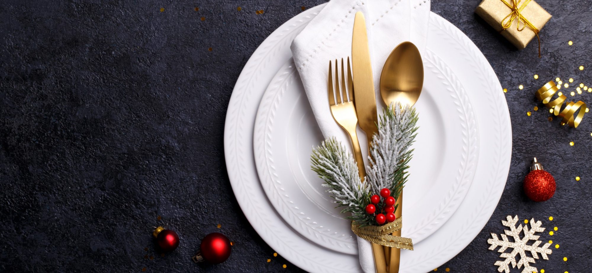 christmas-with-scenic-festive-table-setting-banner